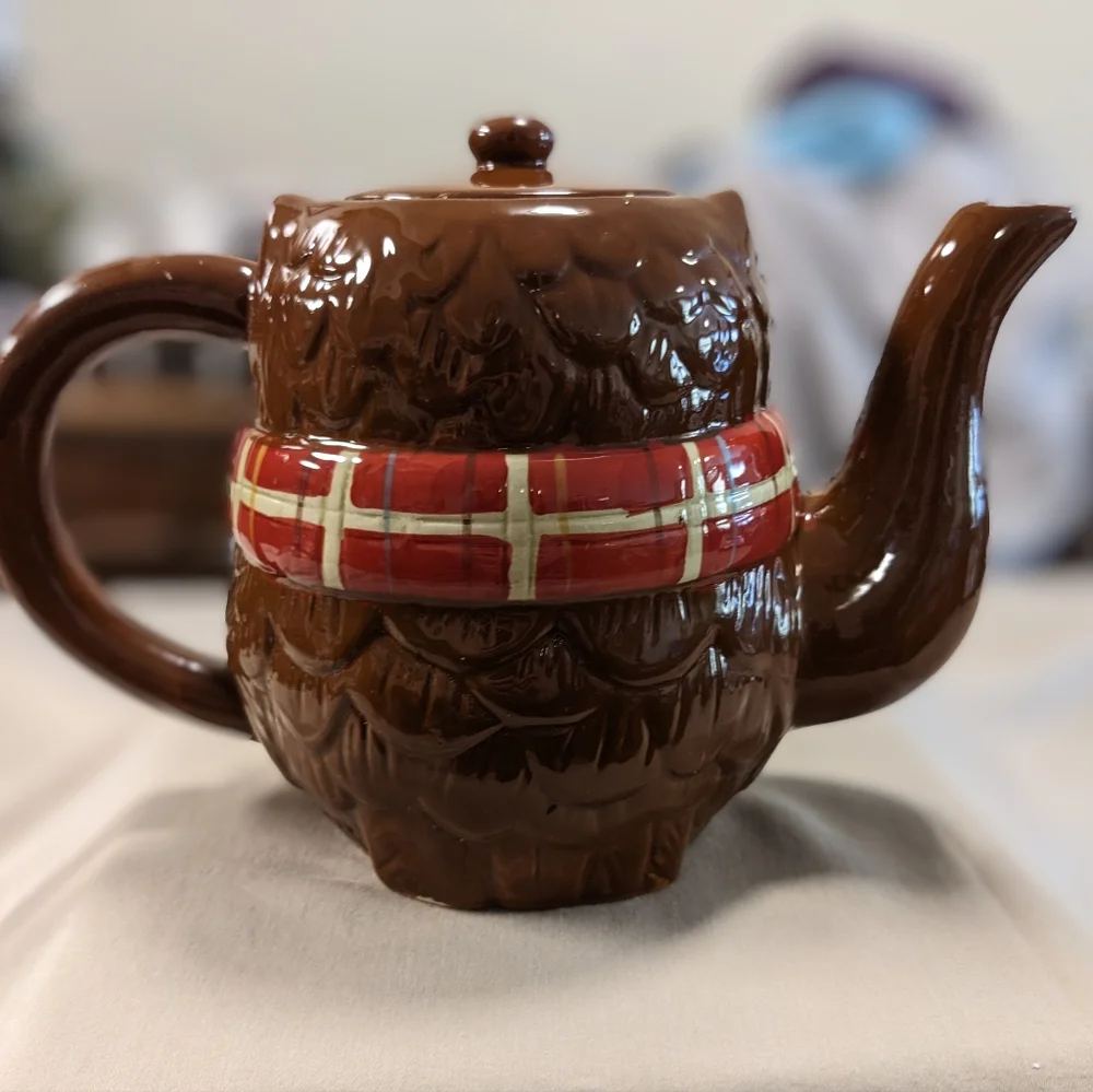 Vintage Pier 1 Imports:Hand painted Chilly Billy Teapot